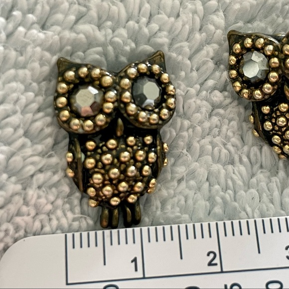 ModCloth Owl Stud Earrings - Picture 3 of 4
